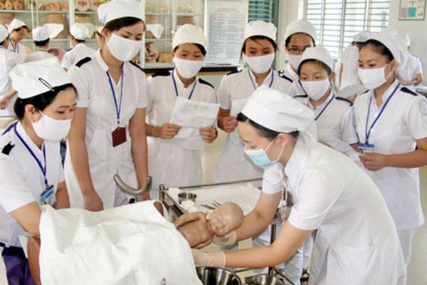 Điều dưỡng chuyên ngành Hộ sinh là gì?